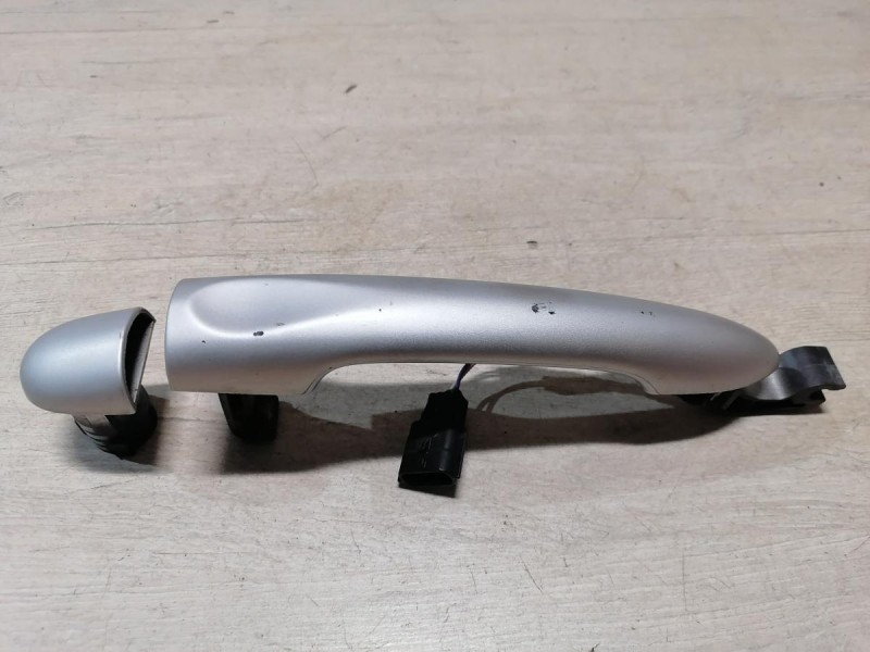 Fluence №4 ручка двери наружная передняя правая бесключевой доступ