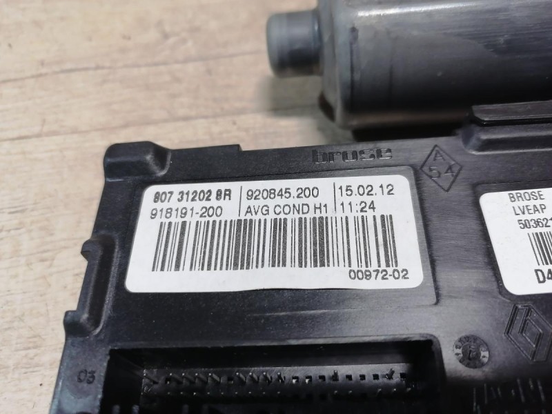 Fluence №4 моторчик стеклоподъемника передний левый