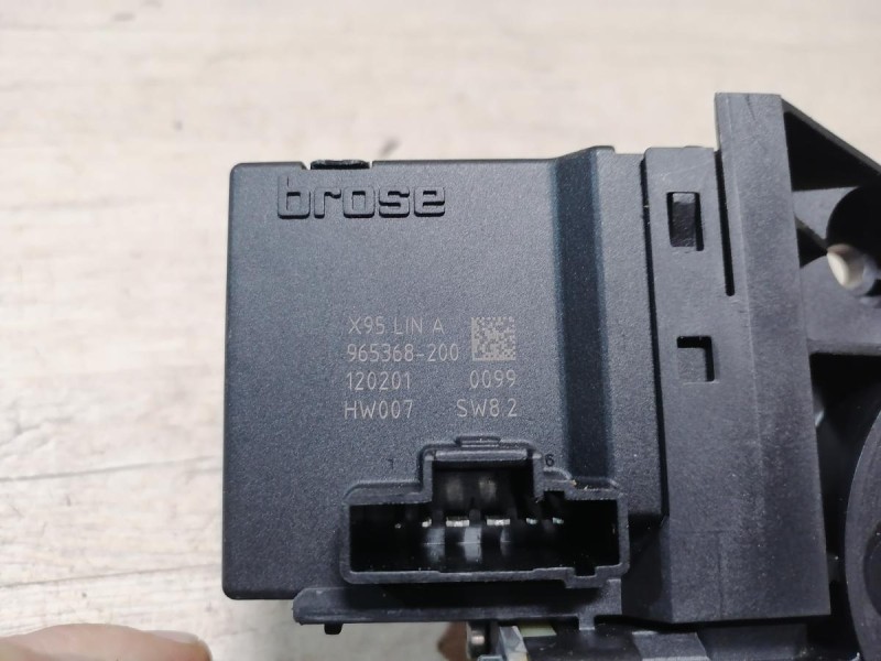 Fluence №4 моторчик стеклоподъемника передний правый