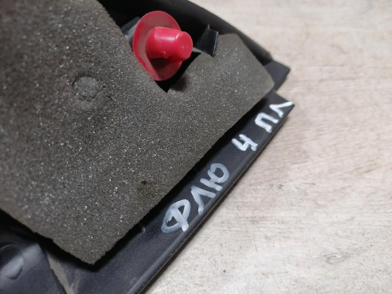 Fluence №4 заглушка зеркала левая эл накладка