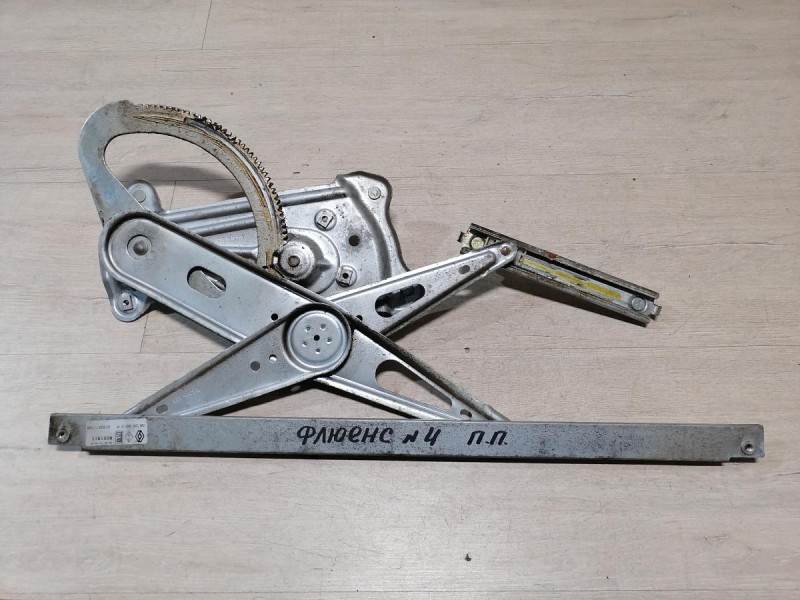 Fluence №4 стеклоподъемник передний правый