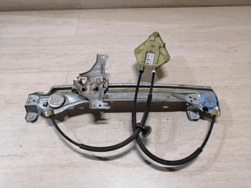 Fluence №4 стеклоподъемник задний левый эл