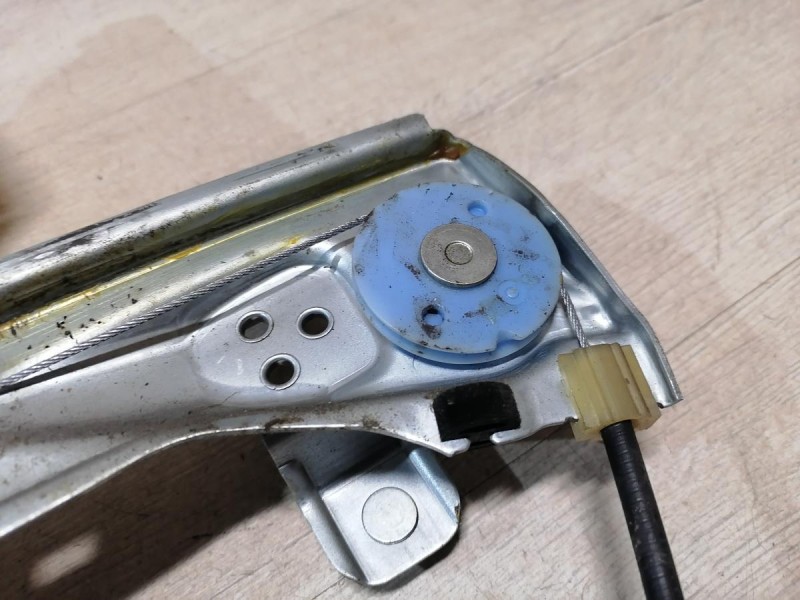 Fluence №4 стеклоподъемник задний левый эл