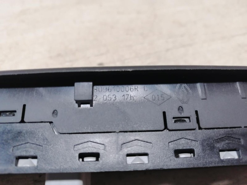 Fluence №4 блок управления стеклоподъемниками