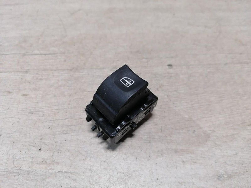 Fluence №4 кнопка стеклоподъемника