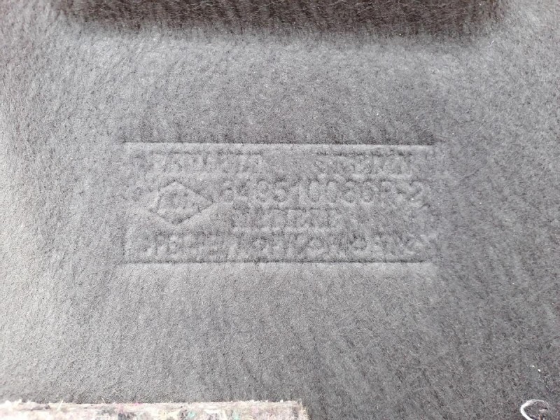 Fluence №4 обшивка багажника левая