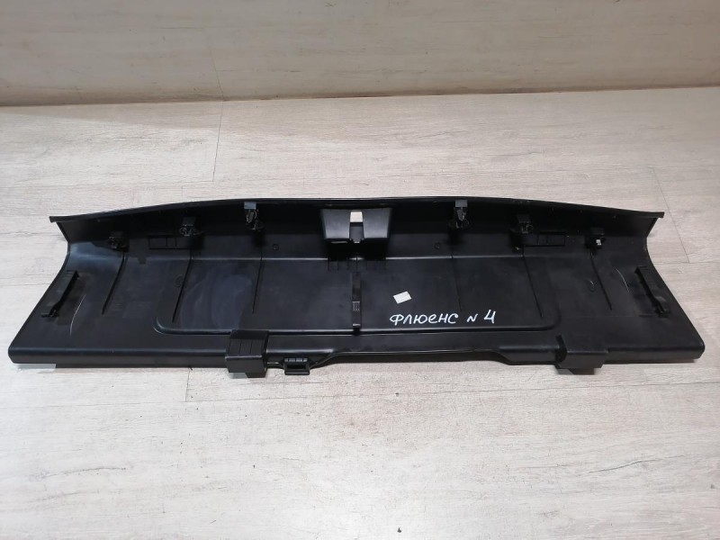 Fluence №4 обшивка задней панели накладка
