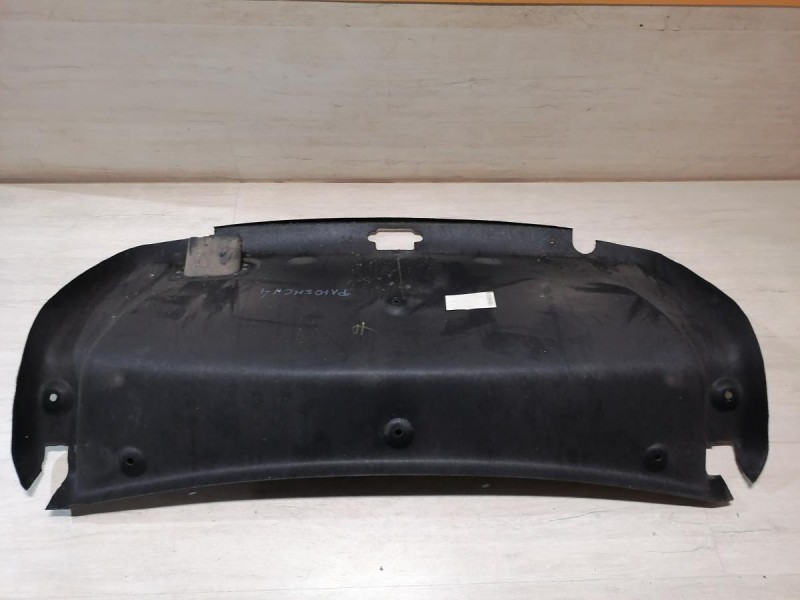 Fluence №4 обшивка крышки багажника