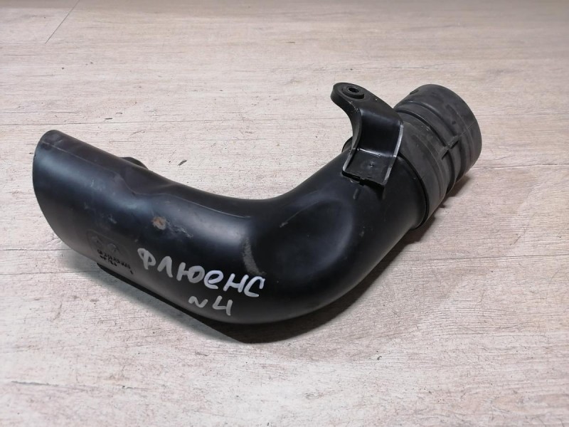 Fluence №4 патрубок воздушного фильтра воздухозаборник