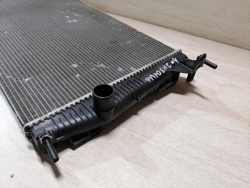 Fluence №4 радиатор кондиционера деф