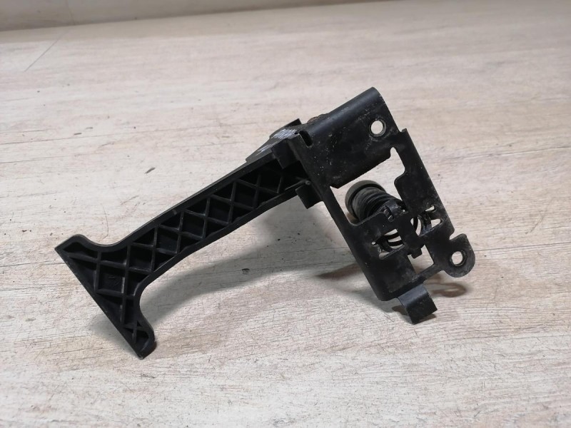 Fluence №4 ручка замка капота