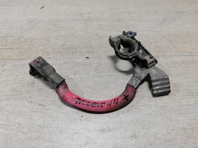 Fluence №4 клемма плюсовая