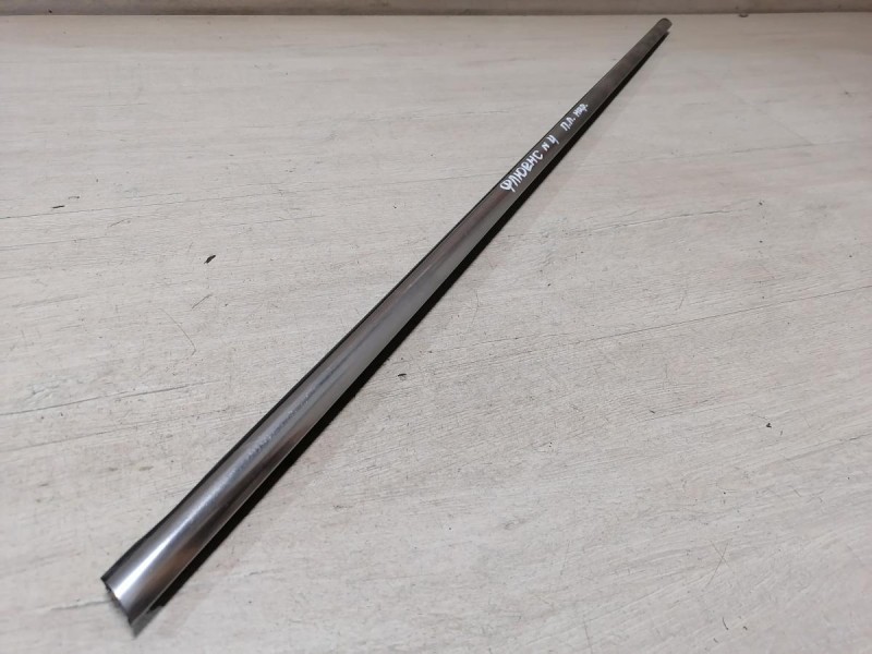 Fluence №4 бархотка наружная передняя левая