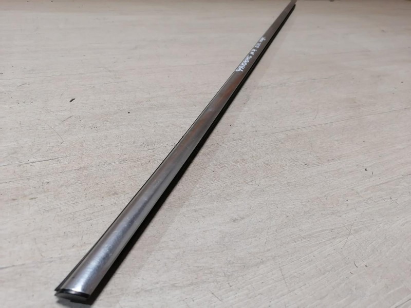 Fluence №4 бархотка наружная передняя правая