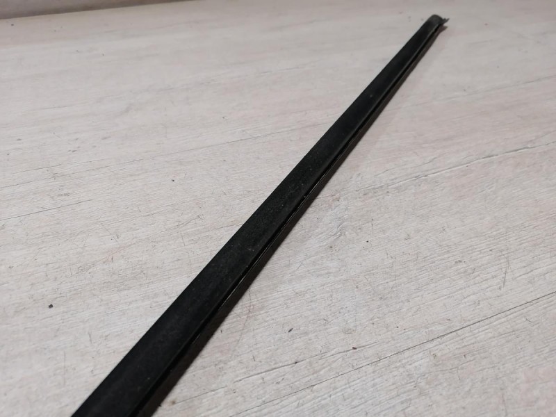 Fluence №4 бархотка наружная передняя правая