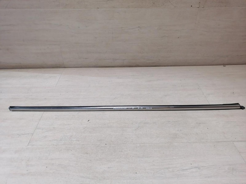 Fluence №4 бархотка наружная задняя правая