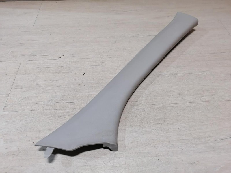 Fluence №4 обшивка передней стойки верхняя правая
