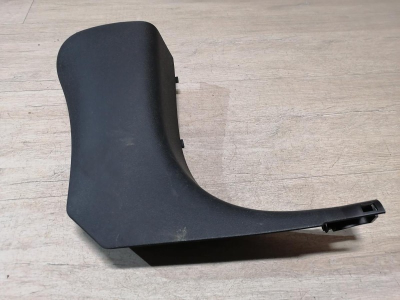 Fluence №4 обшивка передней стойки нижняя правая