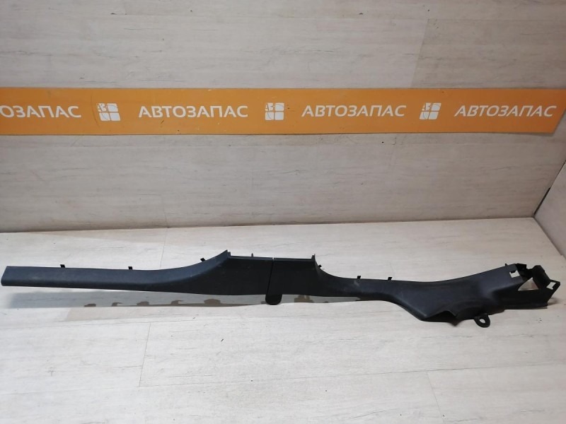 Fluence №4 обшивка порога правая