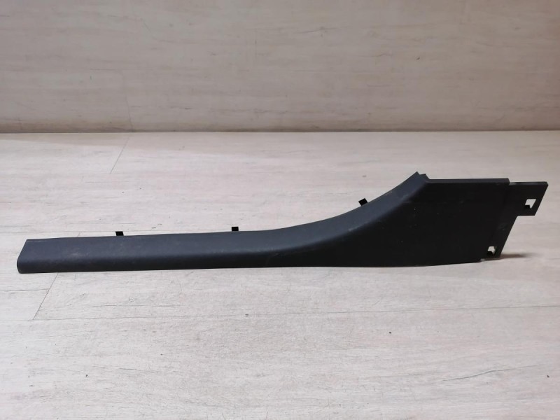 Fluence №4 обшивка порога правая