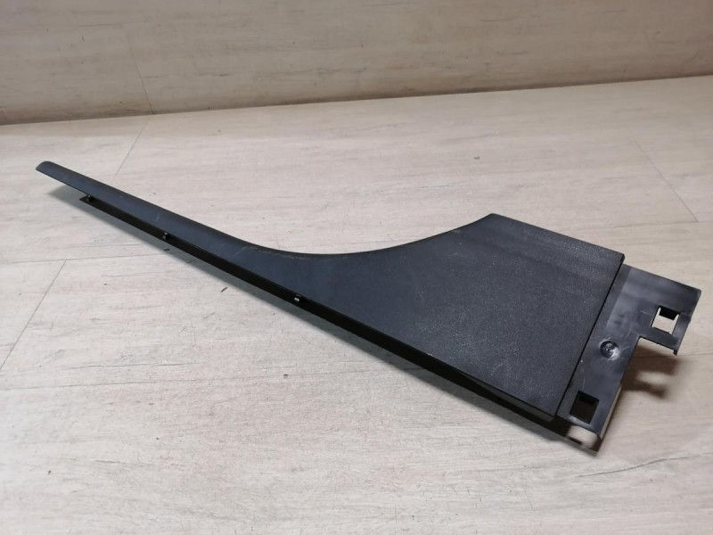 Fluence №4 обшивка порога правая