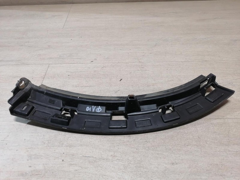 Fluence №4 крепление переднего бампера левое