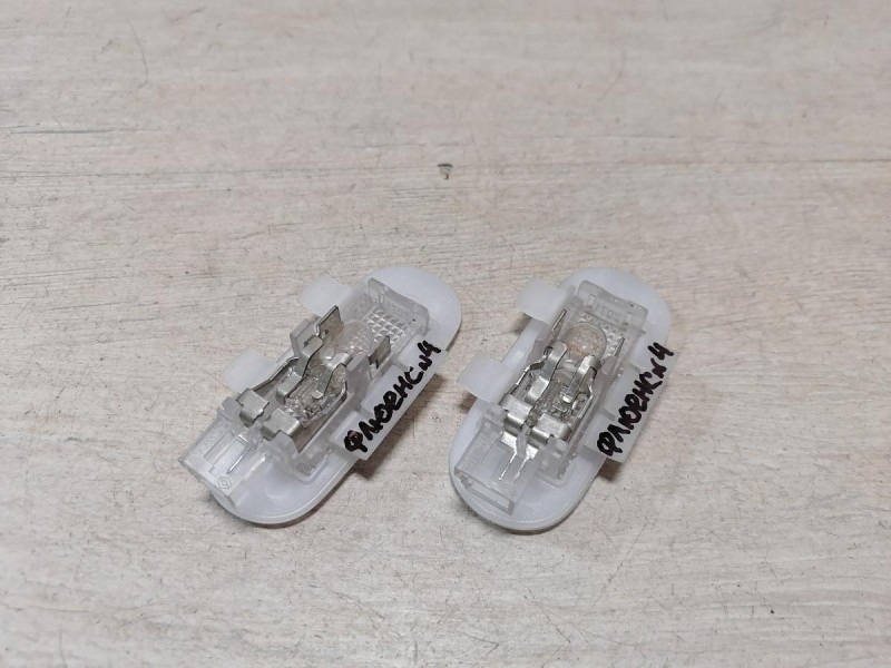 Fluence №4 плафон солнцезащитного козырька