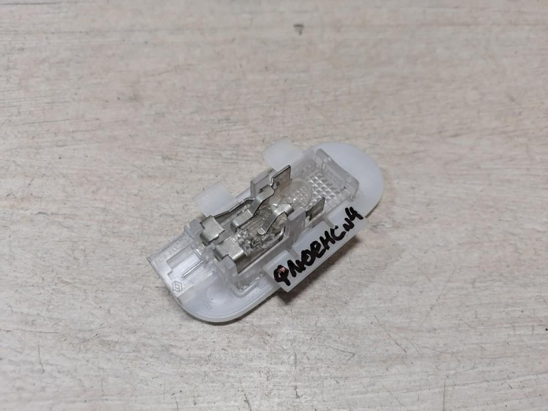 Fluence №4 плафон солнцезащитного козырька