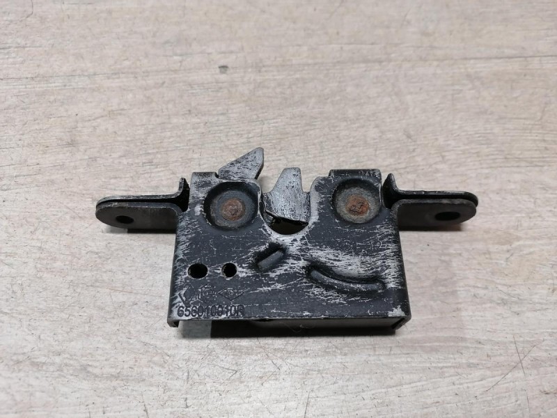 Fluence №4 замок капота