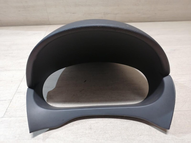 Fluence №4 козырек панели приборов