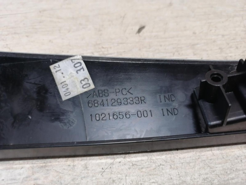 Fluence №4 накладка торпедо декоративная