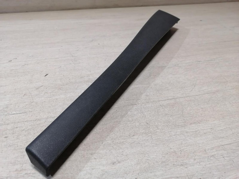 Fluence №4 накладка торпедо над бардачком