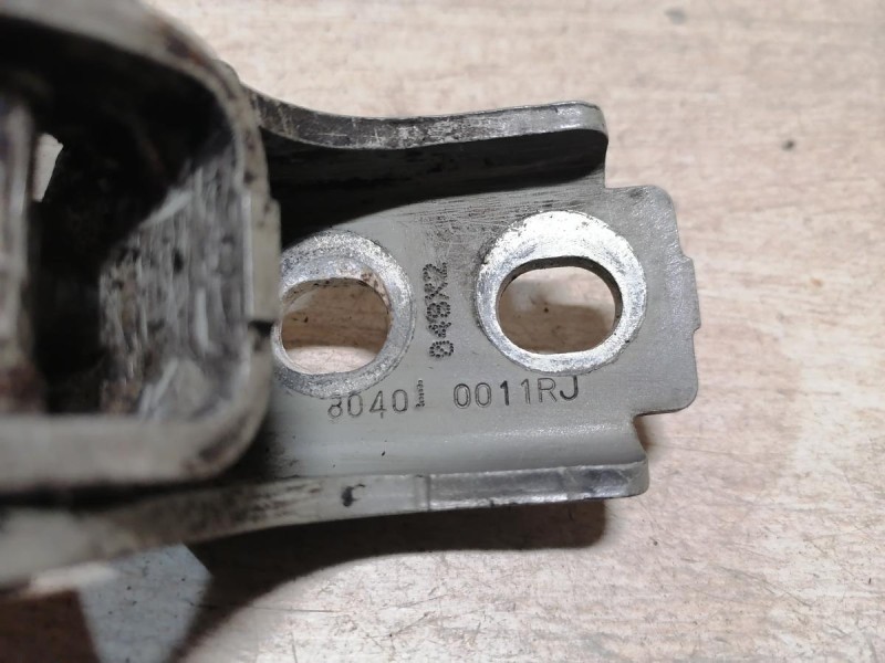 Fluence №4 петля двери верхняя левая