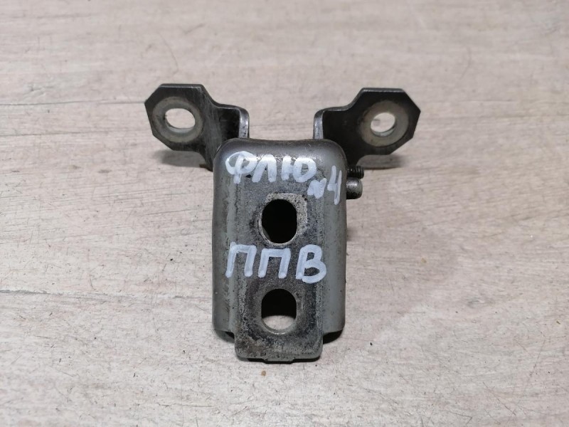 Fluence №4 петля двери верхняя правая