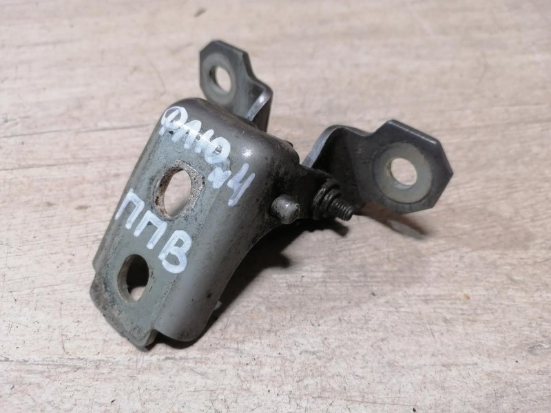 Fluence №4 петля двери верхняя правая