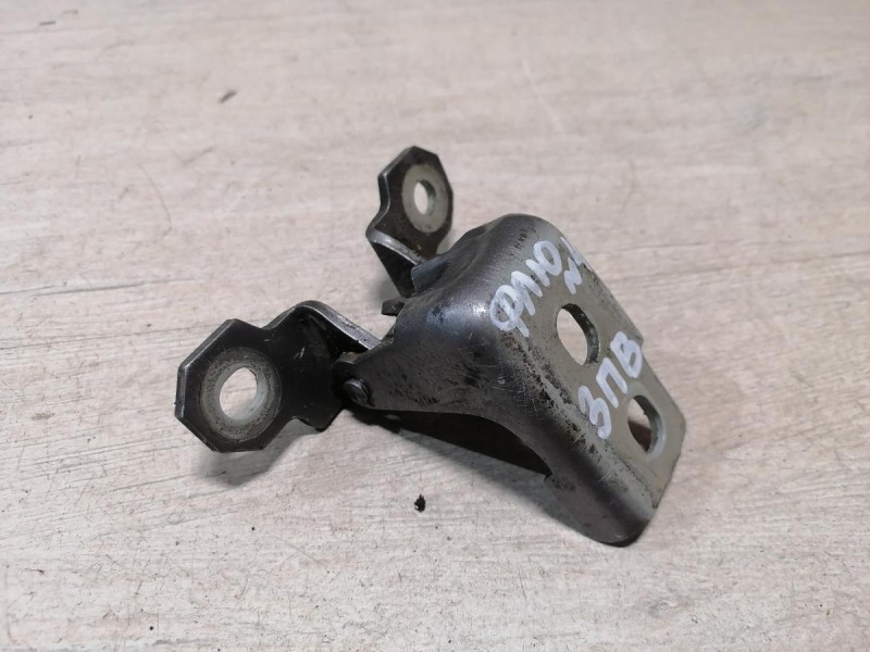 Fluence №4 петля двери верхняя правая