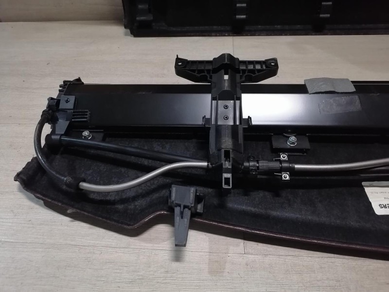 Passat B7 шторка задняя электрическая с полкой к-кт