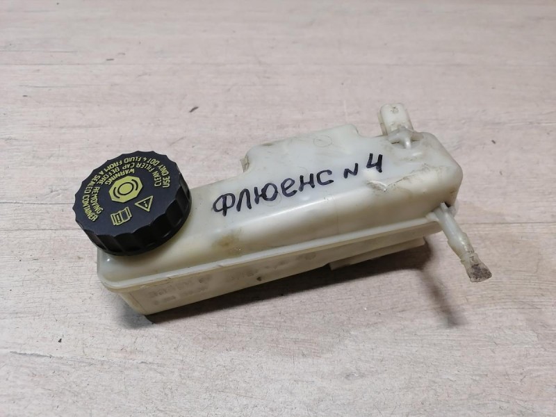 Fluence №4 бачок тормозного цилиндра акпп
