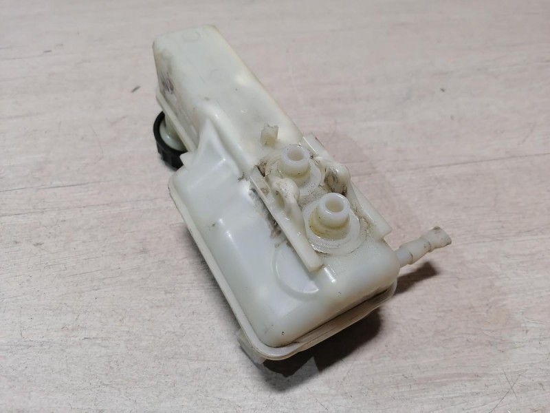 Fluence №4 бачок тормозного цилиндра акпп