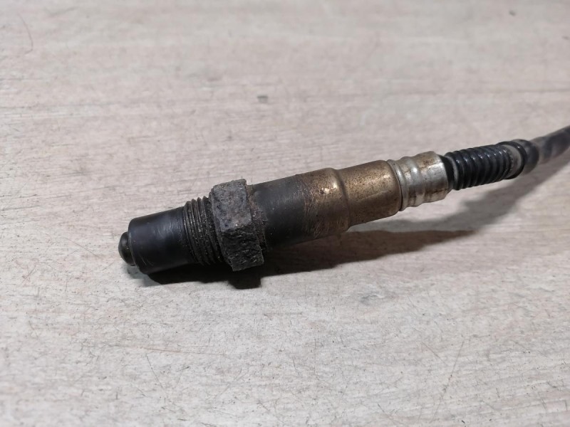 Passat B7 датчик кислородный лямбда зонд нижний