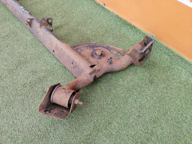 Logan ф2 №4 балка задняя