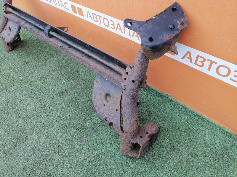 Logan ф2 №4 балка задняя