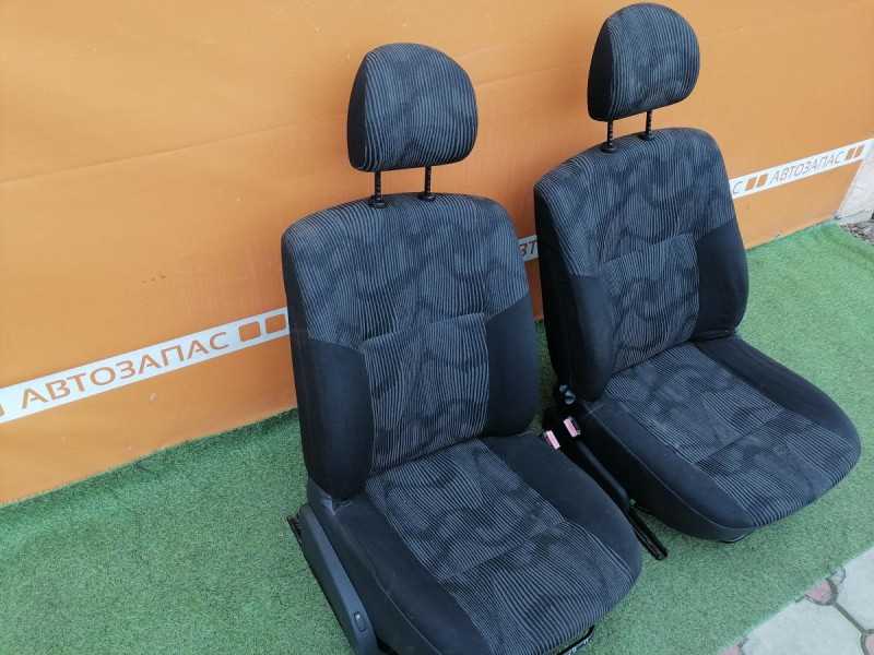 Logan ф2 №4 сиденье переднее к-кт