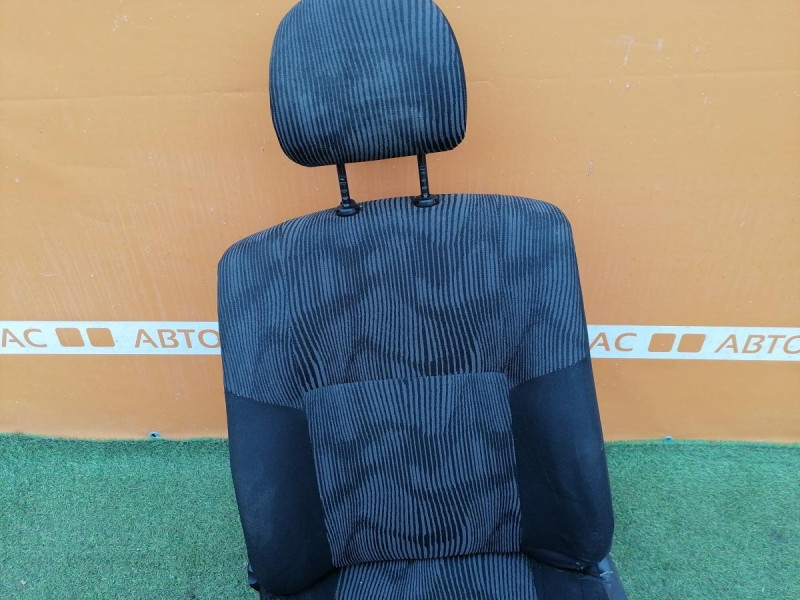 Logan ф2 №4 сиденье переднее к-кт