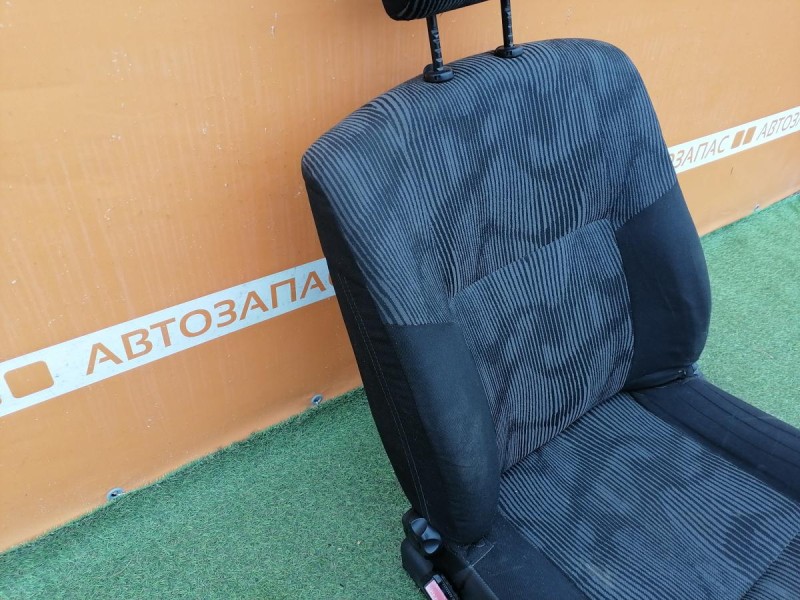 Logan ф2 №4 сиденье переднее к-кт