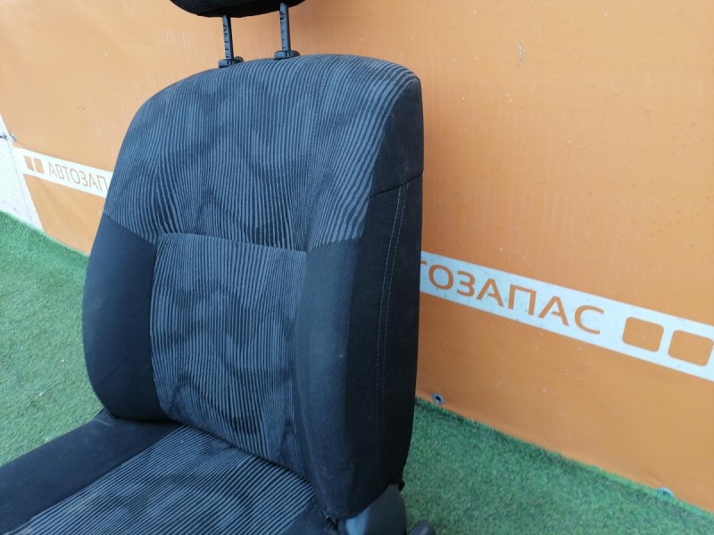 Logan ф2 №4 сиденье переднее к-кт