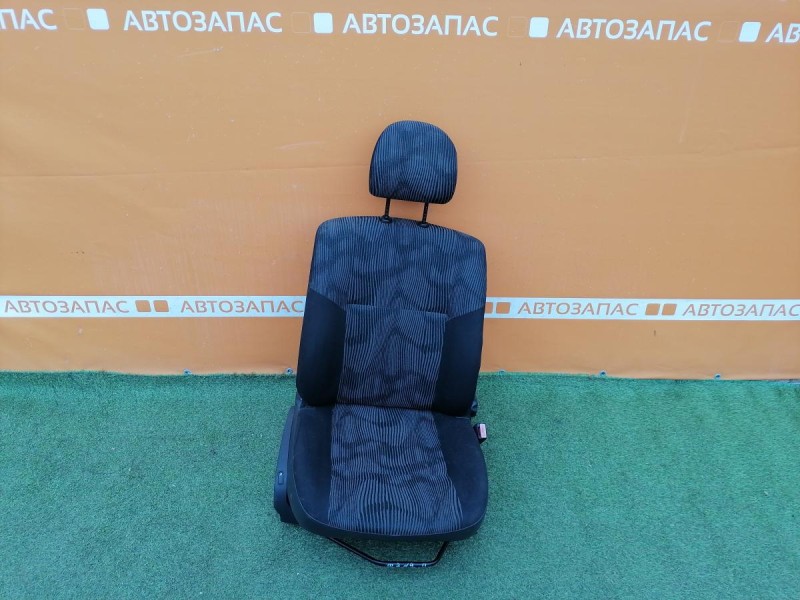 Logan ф2 №4 сиденье переднее к-кт