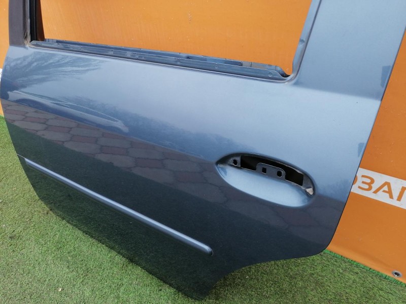 Logan ф2 №4 дверь задняя левая