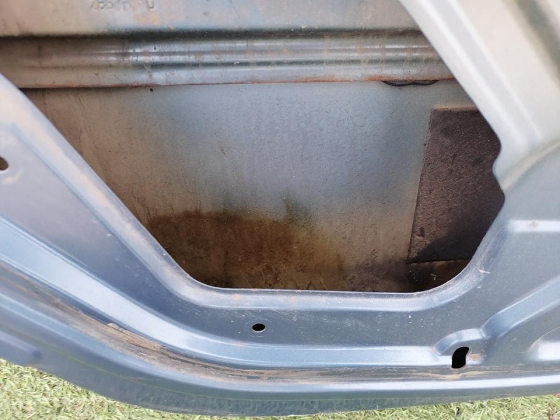 Logan ф2 №4 дверь задняя левая