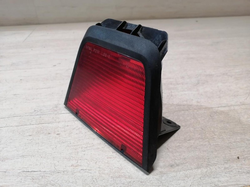 Logan ф2 №4 повторитель стоп сигнала